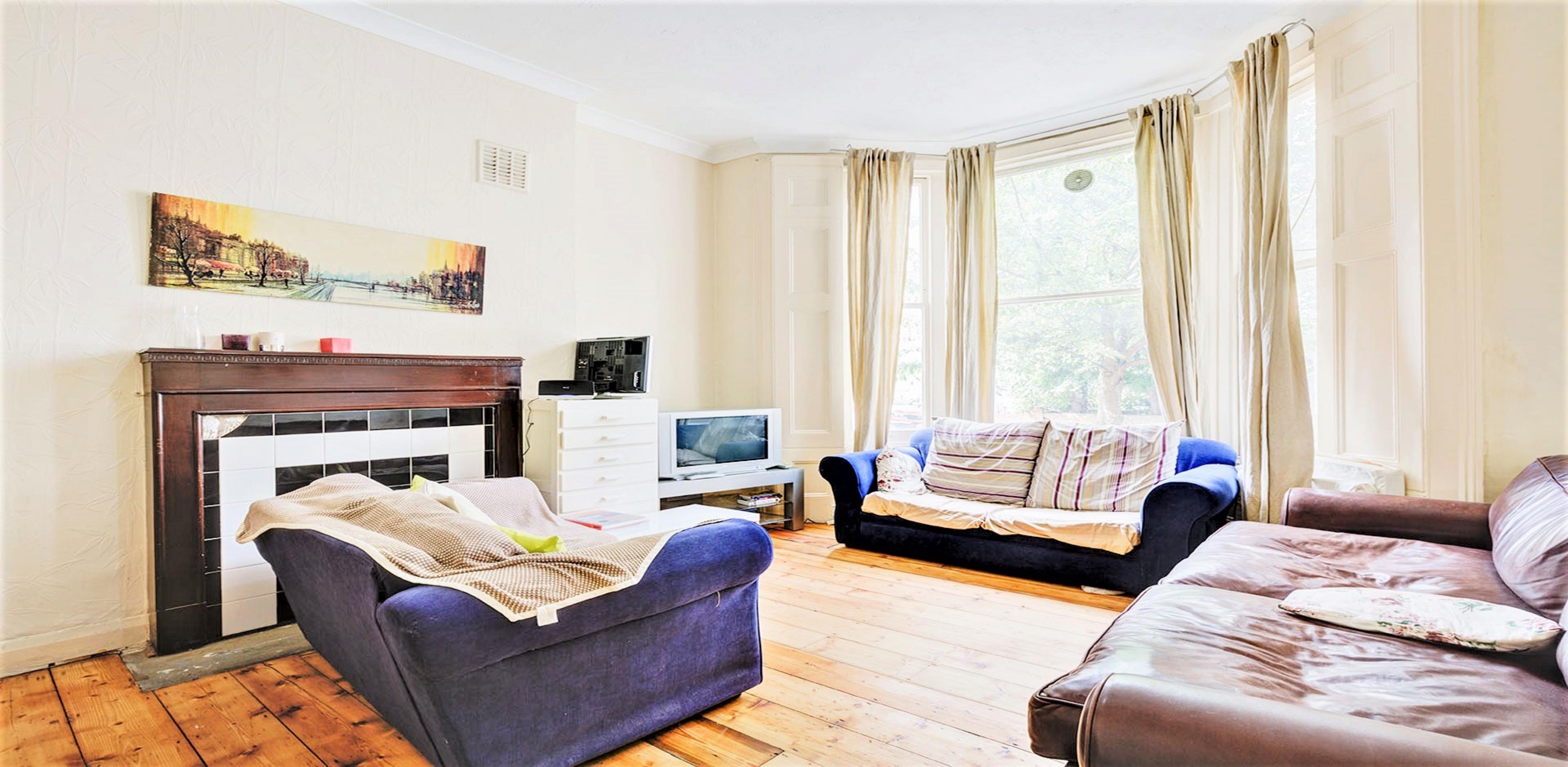 			6 Bedroom, 1 bath, 1 reception House			 Marylands Road, MAIDA VALE W9